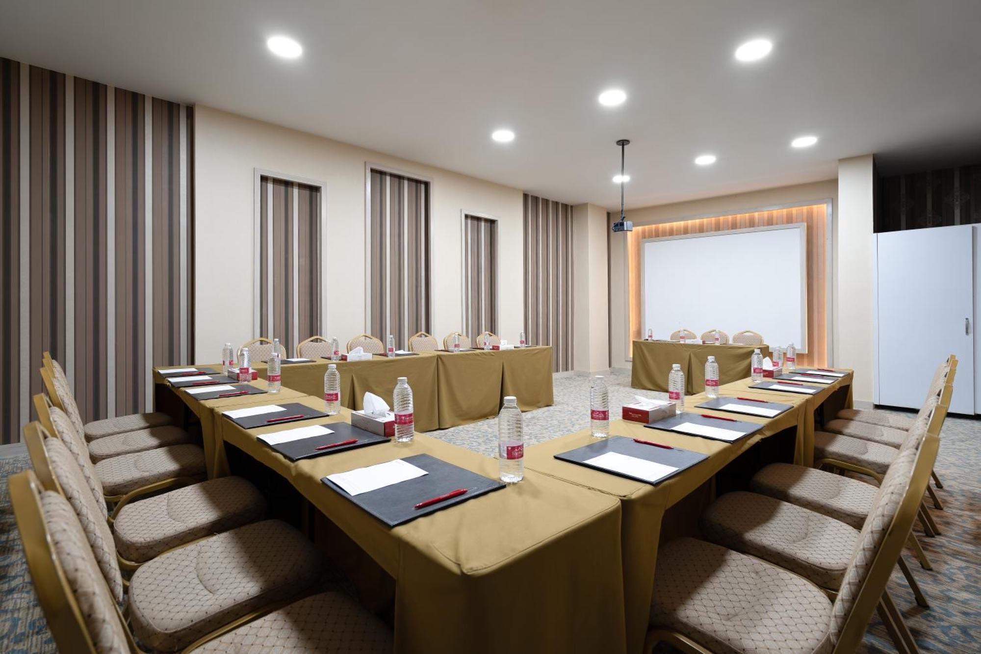 Ramada By Wyndham - Sulaymaniyah Salim Street Hotel Exterior photo